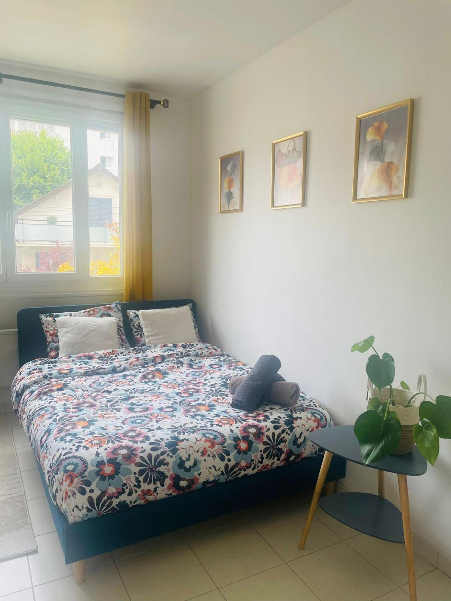 Beau Studio A 30Min De Paris Apartment โบบิญญี ภายนอก รูปภาพ